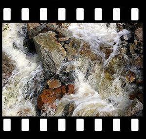 Bercer par cette voix d-eau et d--cumes