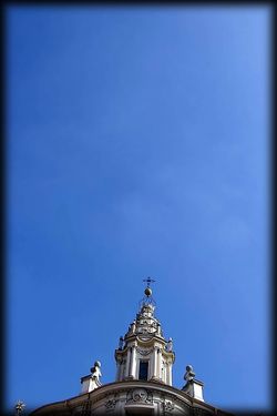 San Carlino alle quattro fontane  F. Borromini  Architecte. Photo - ROMA en  FEV 2006